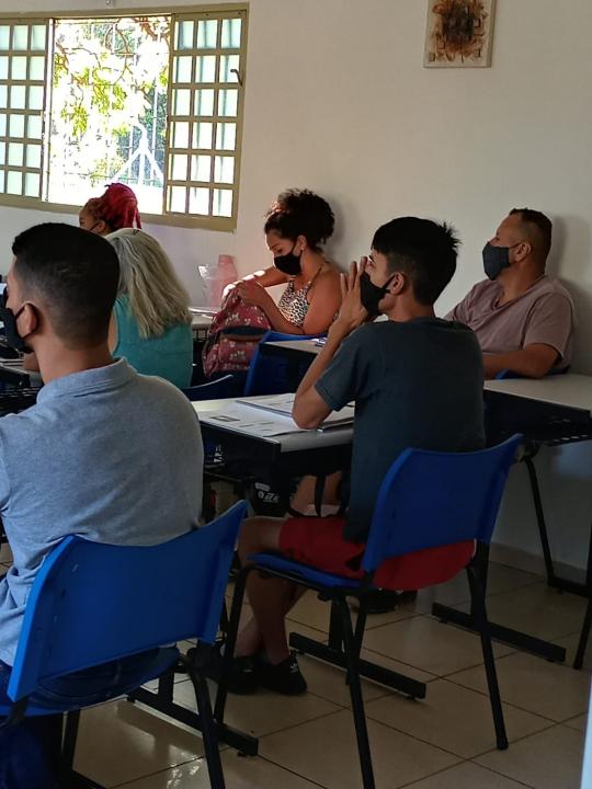 Foto 18 de 20 — Associação consegue parceria e leva curso profissionalizante para moradores do bairro